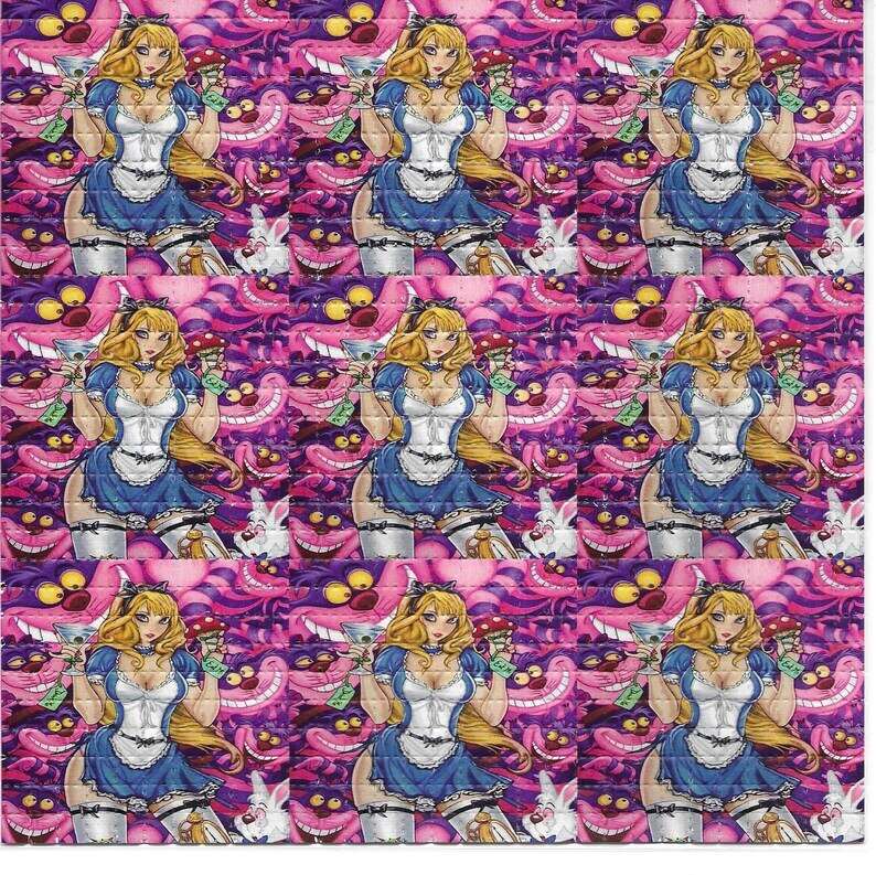 LSD Blotter Kunst Sexy Alice Design 19x19cm - LSD Blotter von gripdealer.ch - Nur CHF 69.90! Jetzt bei GripDealer